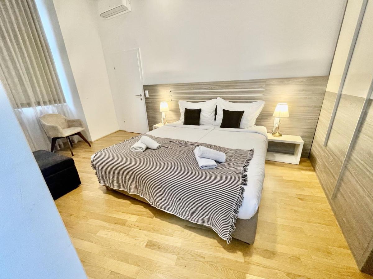 Apartament 7