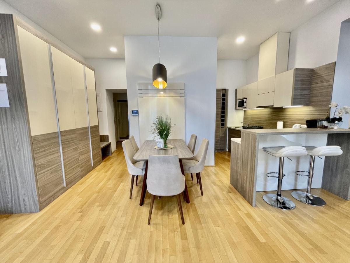 Apartament 7