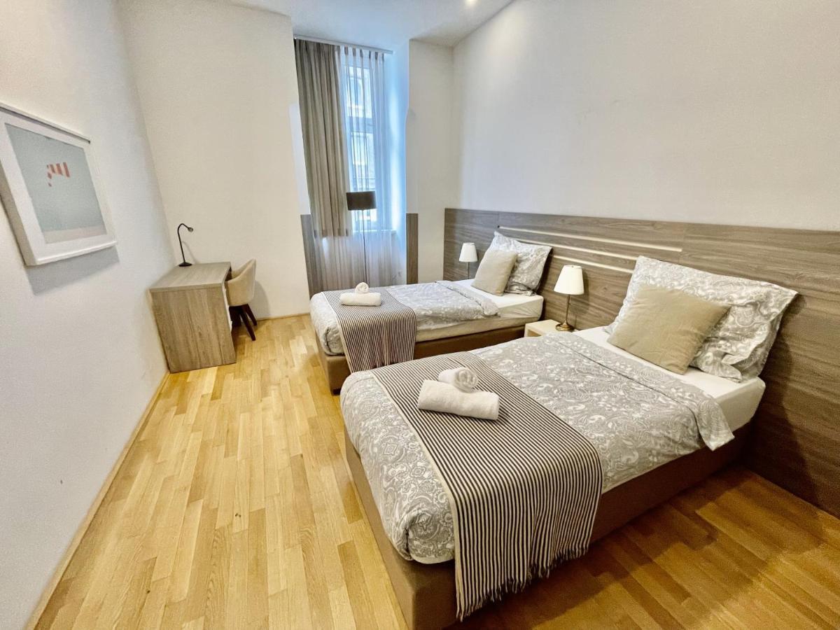 7 Apartment